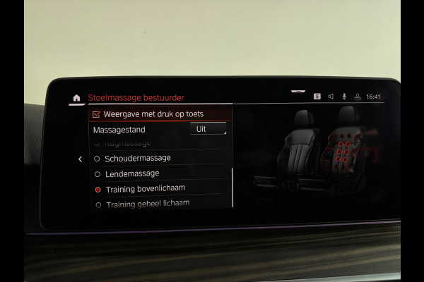 BMW 5 Serie 545e xDrive Pano|HuD|Drive Assist|Stoelventilatie|Sfeer
