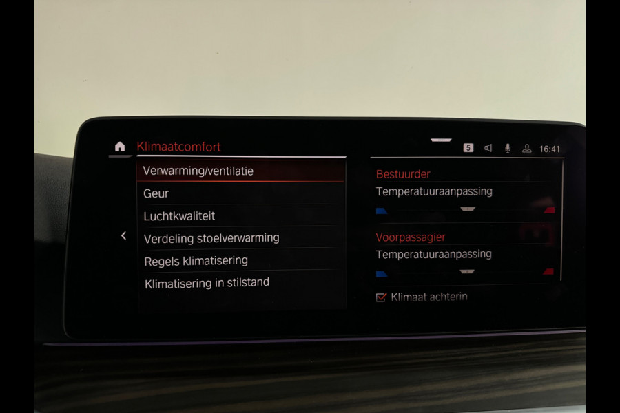 BMW 5 Serie 545e xDrive Pano|HuD|Drive Assist|Stoelventilatie|Sfeer