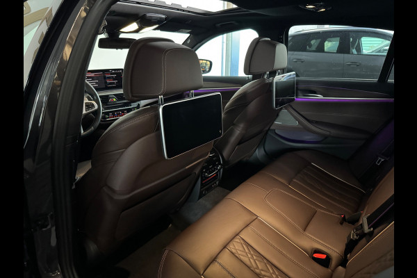 BMW 5 Serie 545e xDrive Pano|HuD|Drive Assist|Stoelventilatie|Sfeer