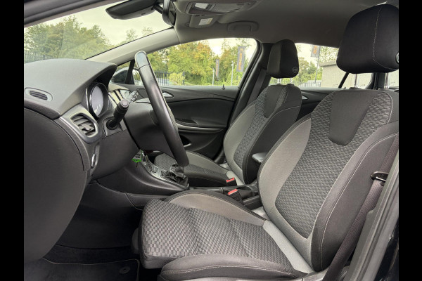 Opel Astra Sports Tourer 1.2 Edition ✓2e Eigenaar✓Trekhaak✓131pk✓Navi✓Airco✓Cruise✓Pdc V+A✓Lm velgen✓Dealer Onderhouden✓Comfortstoelen✓N.A.P✓Apk tot 07-2028