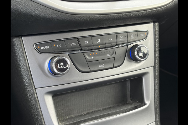 Opel Astra Sports Tourer 1.2 Edition ✓2e Eigenaar✓Trekhaak✓131pk✓Navi✓Airco✓Cruise✓Pdc V+A✓Lm velgen✓Dealer Onderhouden✓Comfortstoelen✓N.A.P✓Apk tot 07-2028