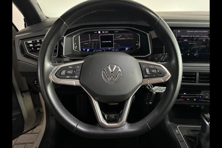 Volkswagen Taigo 1.0 TSI R-Line Pano|Lane Assist|Camera|Stoelverwarming|Carplay|
