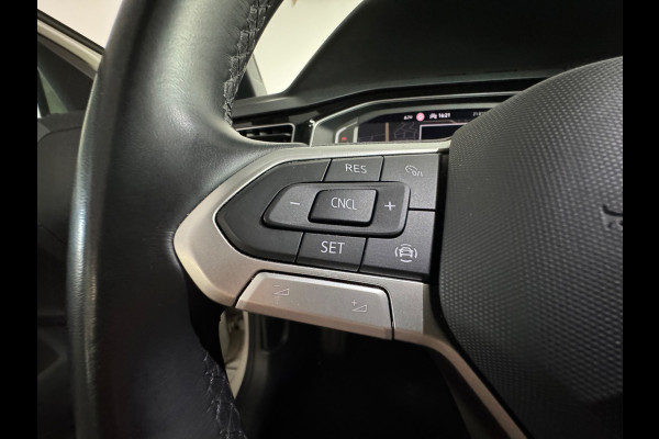 Volkswagen Taigo 1.0 TSI R-Line Pano|Lane Assist|Camera|Stoelverwarming|Carplay|