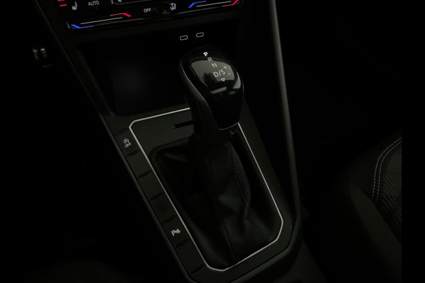 Volkswagen Taigo 1.0 TSI R-Line Pano|Lane Assist|Camera|Stoelverwarming|Carplay|