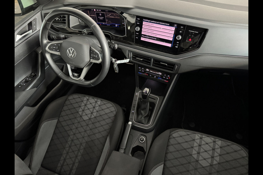Volkswagen Taigo 1.0 TSI R-Line Pano|Lane Assist|Camera|Stoelverwarming|Carplay|