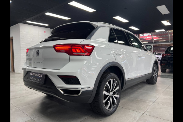 Volkswagen T-Roc 1.5 TSI Elek.koffer|Camera | Virtual | Pano
