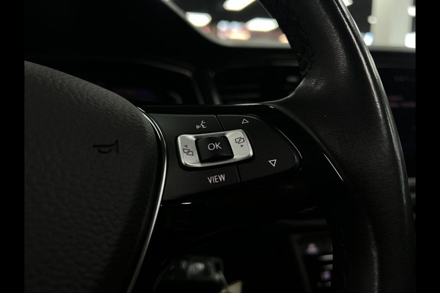 Volkswagen T-Roc 1.5 TSI Elek.koffer|Camera | Virtual | Pano