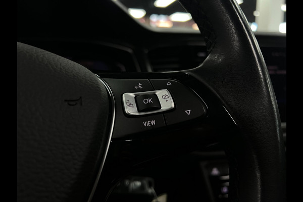 Volkswagen T-Roc 1.5 TSI Elek.koffer|Camera | Virtual | Pano