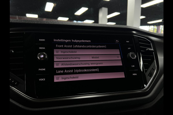 Volkswagen T-Roc 1.5 TSI Elek.koffer|Camera | Virtual | Pano