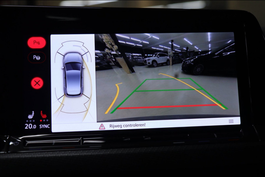 Volkswagen Golf 1.5 eTSI R-Line PANO/CAM/CARPLAY/KEYLES/IQ/ACC/VOL