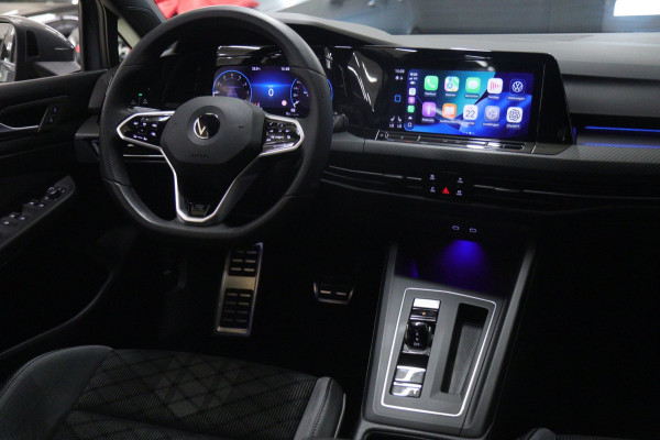 Volkswagen Golf 1.5 eTSI R-Line PANO/CAM/CARPLAY/KEYLES/IQ/ACC/VOL
