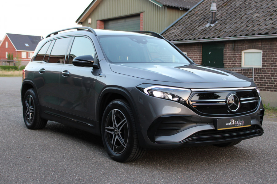 Mercedes-Benz EQB 300 4MATIC AMG Line 67 kWh SOh 97.5% PANO SFEER ILS 360CAMERA 54000KM!!!