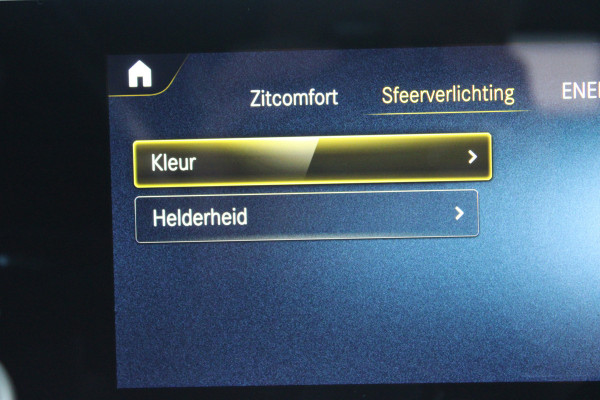 Mercedes-Benz EQB 300 4MATIC AMG Line 67 kWh SOh 97.5% PANO SFEER ILS 360CAMERA 54000KM!!!