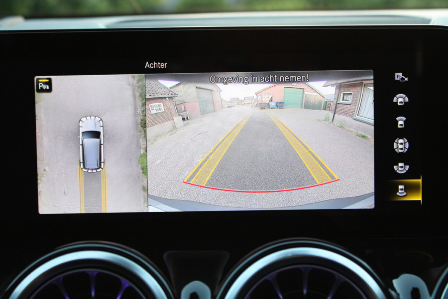 Mercedes-Benz EQB 300 4MATIC AMG Line 67 kWh SOh 97.5% PANO SFEER ILS 360CAMERA 54000KM!!!