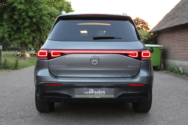 Mercedes-Benz EQB 300 4MATIC AMG Line 67 kWh SOh 97.5% PANO SFEER ILS 360CAMERA 54000KM!!!