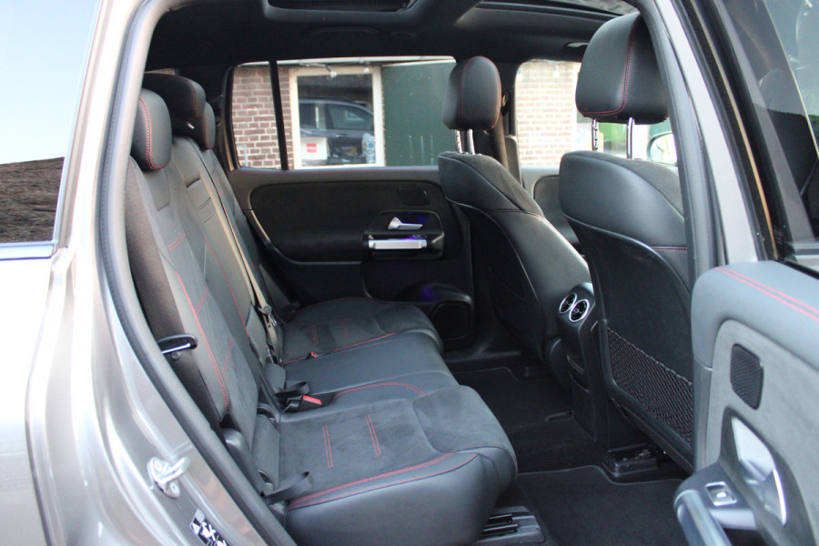 Mercedes-Benz EQB 300 4MATIC AMG Line 67 kWh SOh 97.5% PANO SFEER ILS 360CAMERA 54000KM!!!