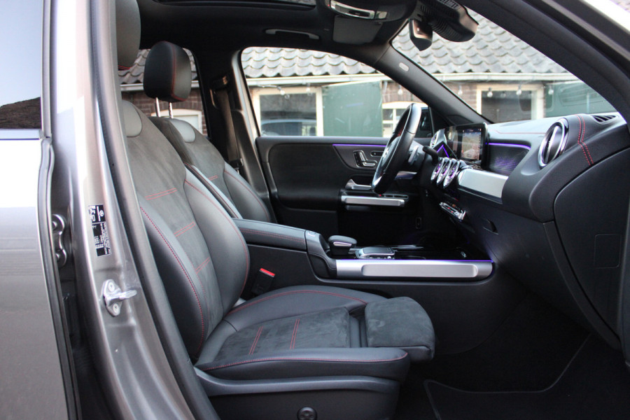 Mercedes-Benz EQB 300 4MATIC AMG Line 67 kWh SOh 97.5% PANO SFEER ILS 360CAMERA 54000KM!!!