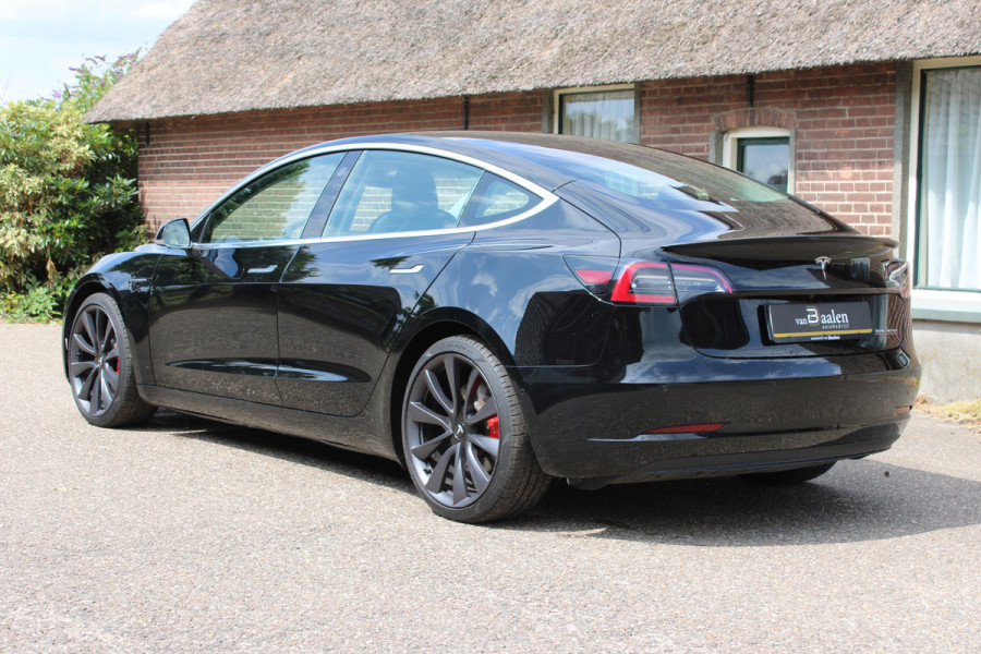 Tesla Model 3 Performance AWD 75 kWh SOh 89,4% PANO LEER NAVI ORG NL 115000KM!!!