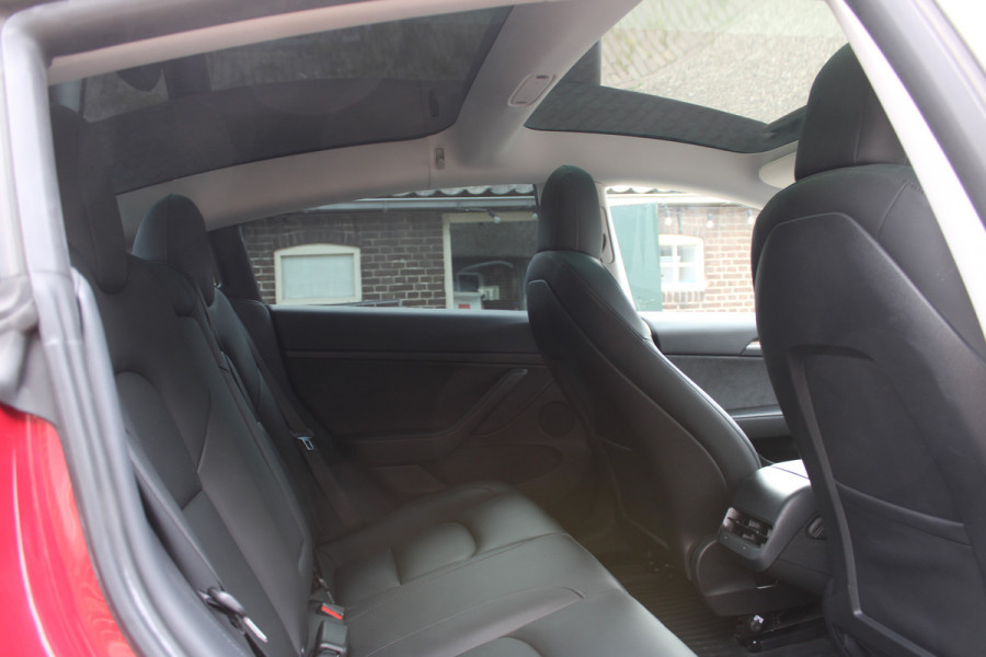 Tesla Model 3 Long Range AWD 75 kWh Soh 91.3% PANO LEER NAVI 77000KM!!