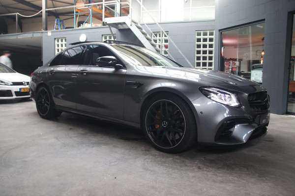 Mercedes-Benz E-Klasse AMG E63s CERAMIC-PANO-3D BURMESTER-MEMORY-HUD-360