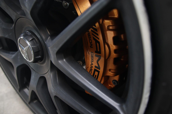 Mercedes-Benz E-Klasse AMG E63s CERAMIC-PANO-3D BURMESTER-MEMORY-HUD-360