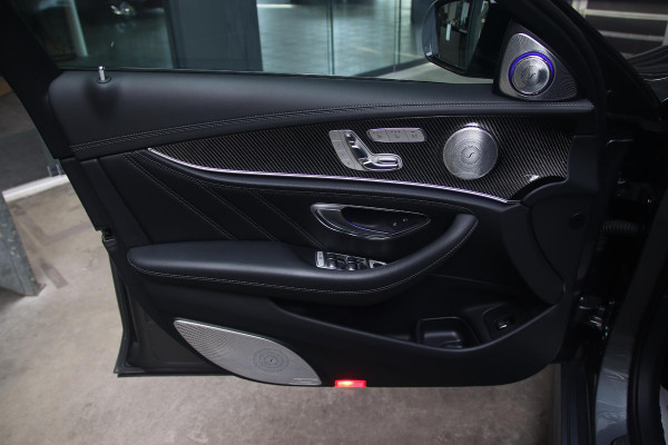 Mercedes-Benz E-Klasse AMG E63s CERAMIC-PANO-3D BURMESTER-MEMORY-HUD-360