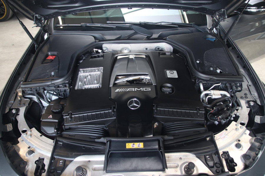 Mercedes-Benz E-Klasse AMG E63s CERAMIC-PANO-3D BURMESTER-MEMORY-HUD-360