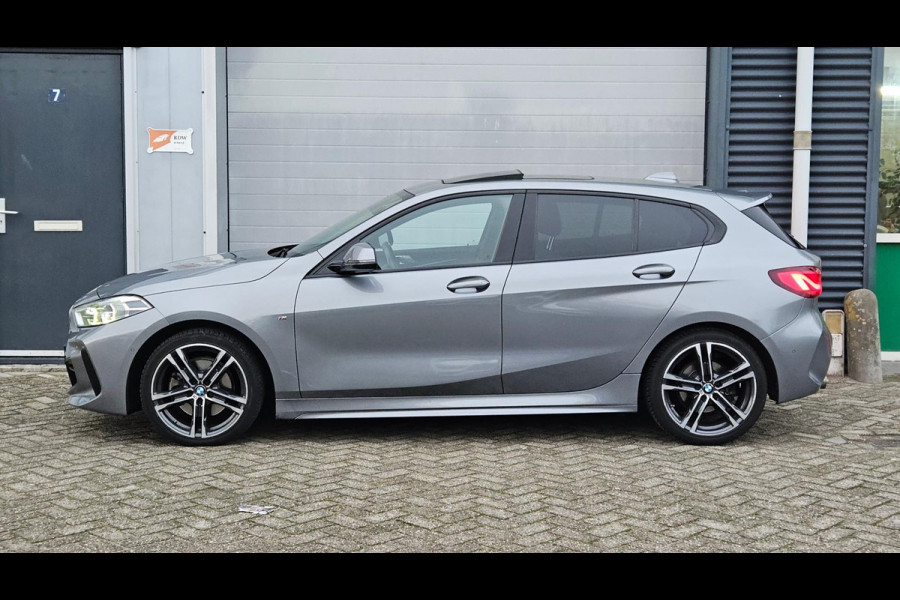 BMW 1-serie 118i M-Sport | Orig. NL | PANO | Sfeerverl. | Carplay | ACC