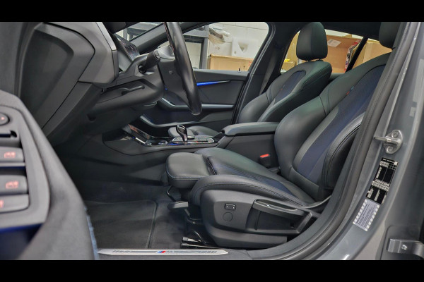 BMW 1-serie 118i M-Sport | Orig. NL | PANO | Sfeerverl. | Carplay | ACC