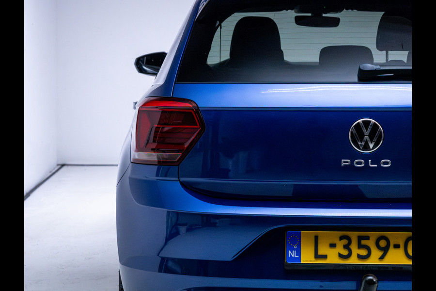 Volkswagen Polo 1.0 TSI R-Line Edition | Trekhaak | Adaptive Cruise | Stoelverwarming | Apple carplay/Android auto Airco, Camera, All-season, DAB, Privacy glas