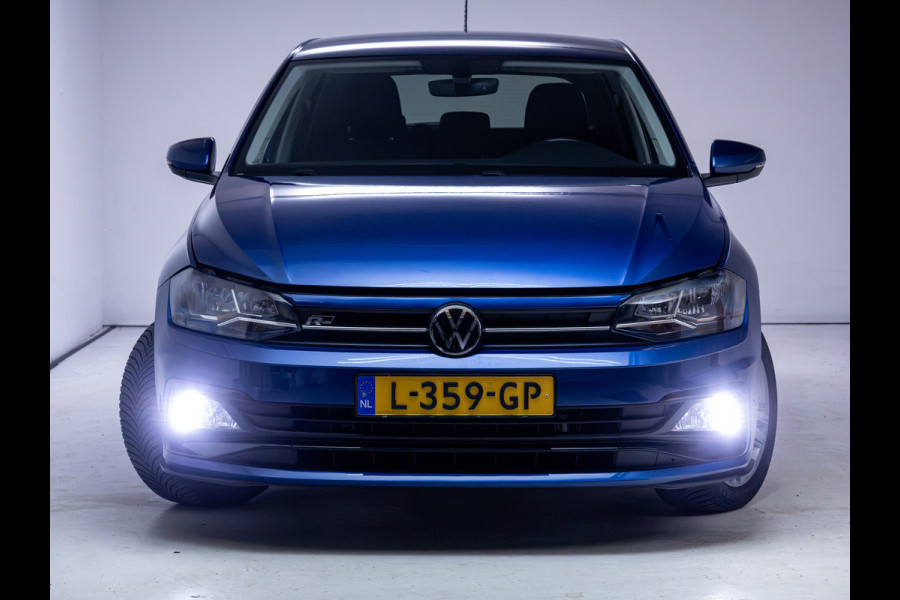Volkswagen Polo 1.0 TSI R-Line Edition | Trekhaak | Adaptive Cruise | Stoelverwarming | Apple carplay/Android auto Airco, Camera, All-season, DAB, Privacy glas