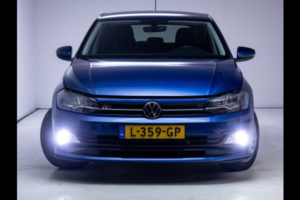 Volkswagen Polo 1.0 TSI R-Line Edition | Trekhaak | Adaptive Cruise | Stoelverwarming | Apple carplay/Android auto Airco, Camera, All-season, DAB, Privacy glas