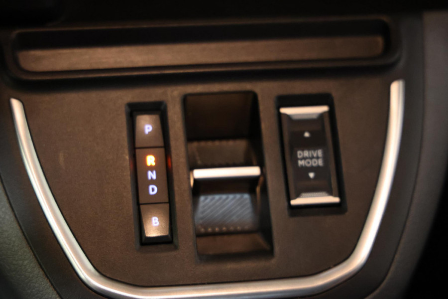 Peugeot e-Expert Premium 75 kWh LANG Camera Carplay