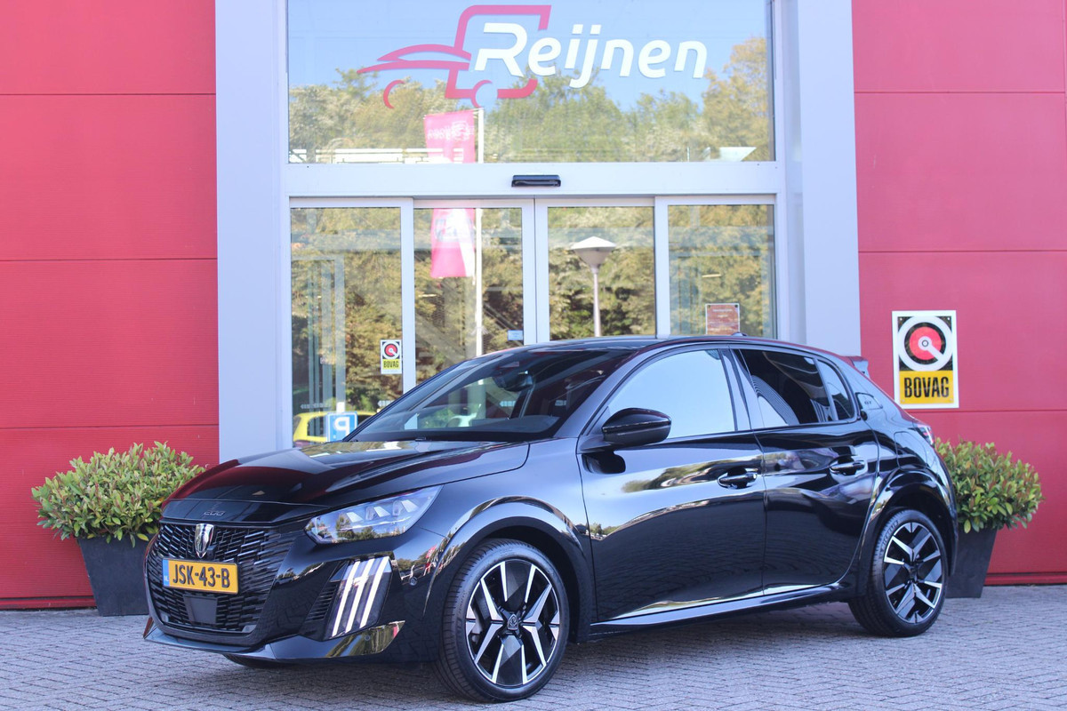 Peugeot 208 1.2 Hybrid 145PK AUTOMAAT GT PACK | ELEKTRISCH BEDIENBARE BESTUURDERSSTOEL MET MASSAGE FUNCTIE | ALCANTARA BEKLEDING | STOEL VERWARMING | ADAPTIVE CRUISE CONTROL | DAB+ RADIO | APPLE CARPLAY/ANDROID AUTO | FULL LED KOPLAMPEN | KEYLESS ENTRY/START | 17" LICHTMETALEN VELGEN | CLIMATE CONTROL | PARKEERSENSOREN VOOR + ACHTER | CAMERA VOOR + ACHTER | DODEHOEK DETECTIE |
