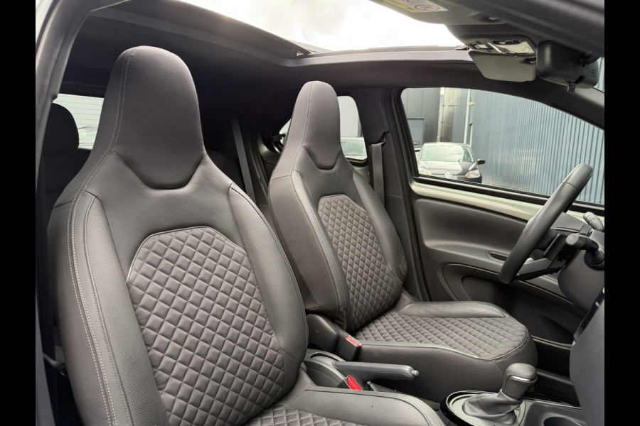 Toyota Aygo X 1.0 VVT-i S-CVT Premium | Schuif dak | JBL | Clima | Rijklaar!!