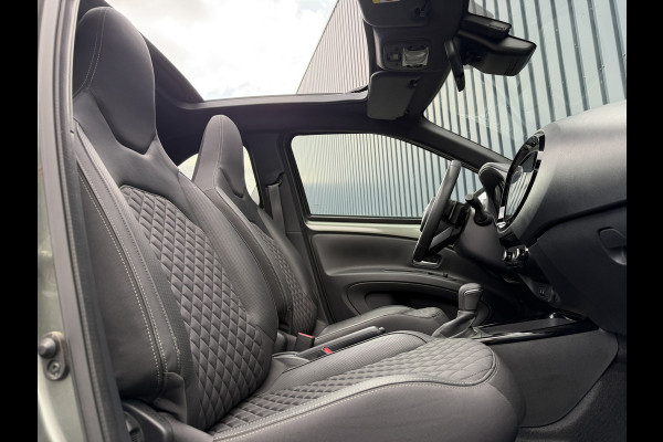 Toyota Aygo X 1.0 VVT-i S-CVT Premium | Schuif dak | JBL | Clima | Rijklaar!!