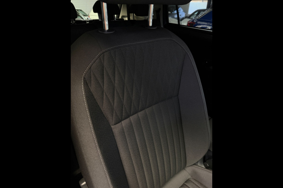 Volkswagen Tiguan Allspace 1.5 TSI Business 7p. CarPlay Camera