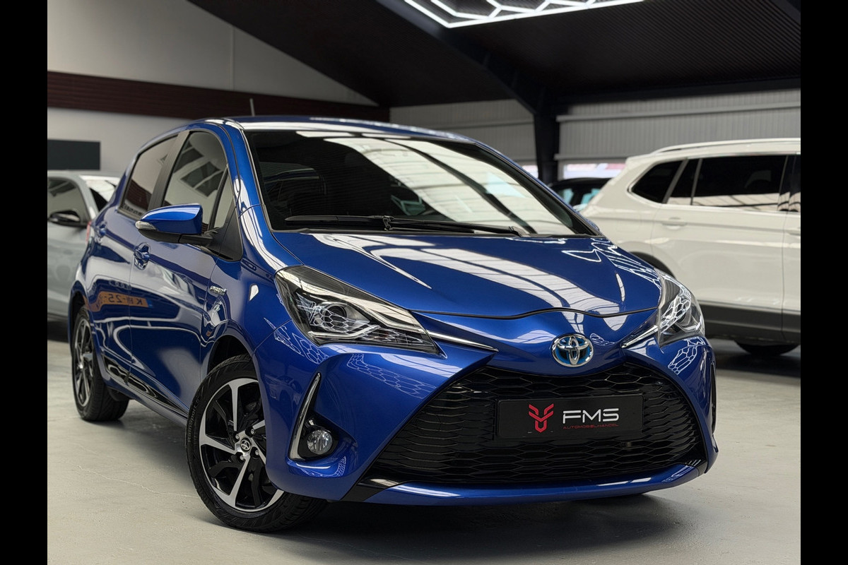 Toyota Yaris 1.5 Hybrid Dynamic Camera Navigatie
