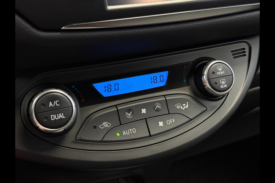 Toyota Yaris 1.5 Hybrid Dynamic Camera Navigatie