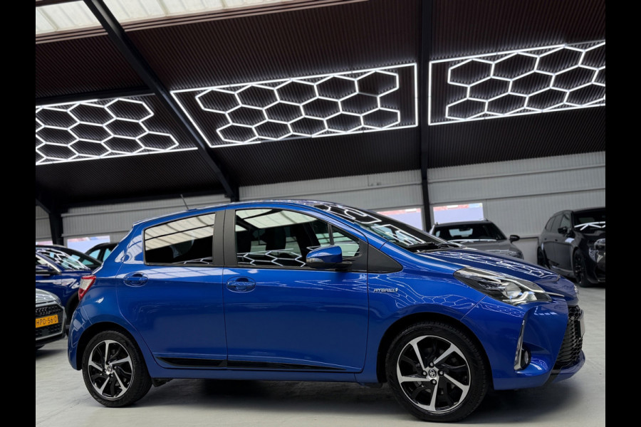 Toyota Yaris 1.5 Hybrid Dynamic Camera Navigatie
