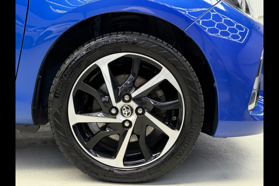 Toyota Yaris 1.5 Hybrid Dynamic Camera Navigatie