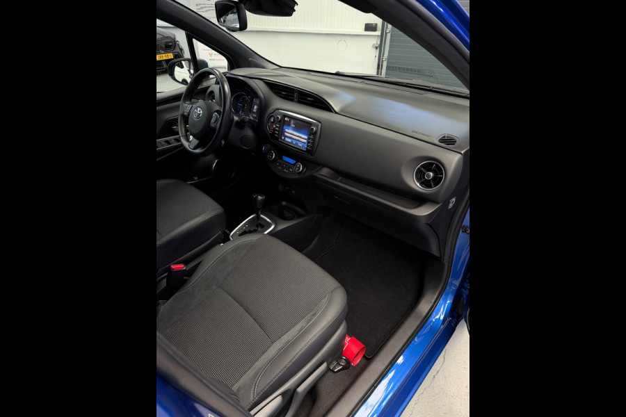Toyota Yaris 1.5 Hybrid Dynamic Camera Navigatie