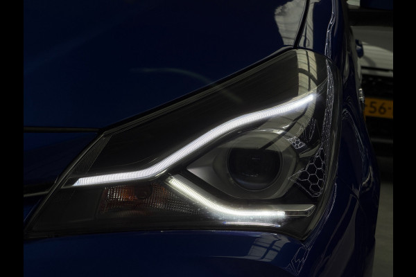 Toyota Yaris 1.5 Hybrid Dynamic Camera Navigatie
