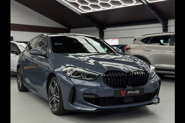 BMW 1-serie 120i M-Pakket CarPlay Camera