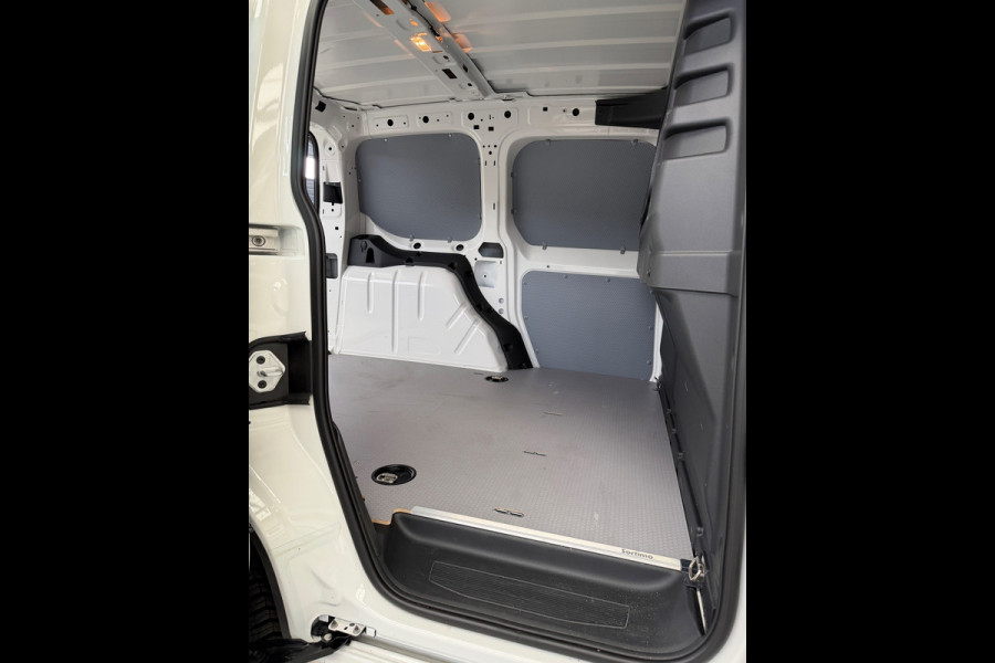 Volkswagen Caddy Cargo 1.5 TSI Camera CarPlay