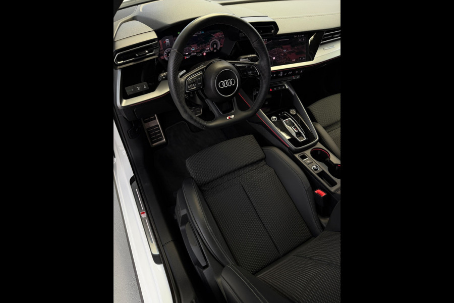 Audi A3 Sportback 35 TFSI S-Line CarPlay Camera Facelift