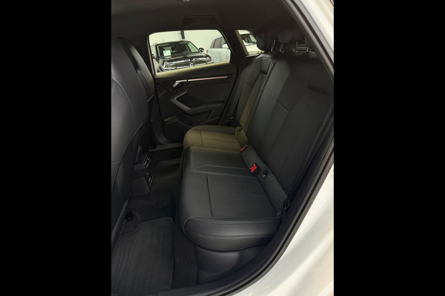 Audi A3 Sportback 35 TFSI S-Line CarPlay Camera Facelift