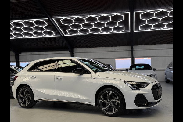 Audi A3 Sportback 35 TFSI S-Line CarPlay Camera Facelift