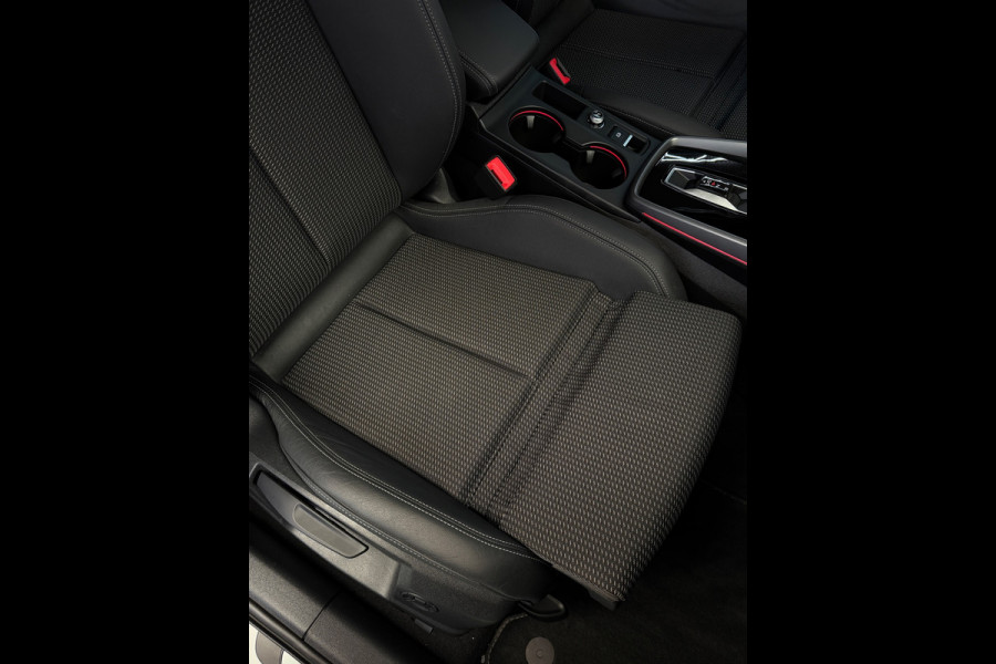 Audi A3 Sportback 35 TFSI S-Line CarPlay Camera Facelift