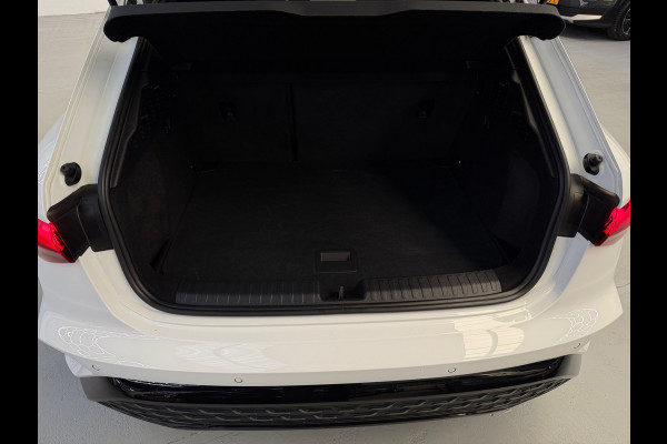 Audi A3 Sportback 35 TFSI S-Line CarPlay Camera Facelift